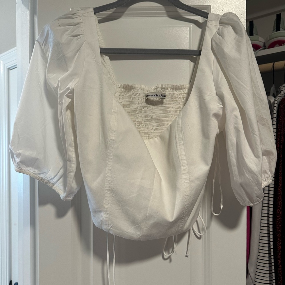 Abercrombie cropped shirt